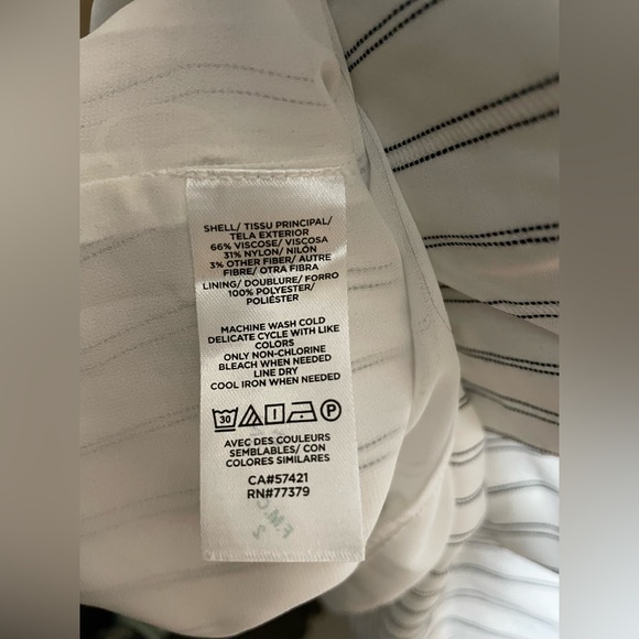 Ann Taylor balloon sleeve white blouse. Women’s size XS. - Picture 11 of 12